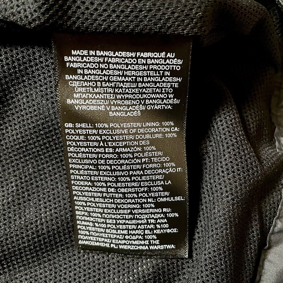 The North Face Women’s Hydrenaline Black Rain Jacket - Picture 6 of 9